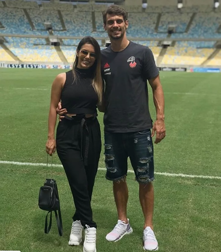 Tayane Carvalho, esposa de Rodrigo Caio